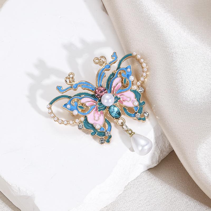 1pcs New Fashion Enamel Painted Butterfly Brooches for Women Clothing Coat Party Accessries Gifts for Friends