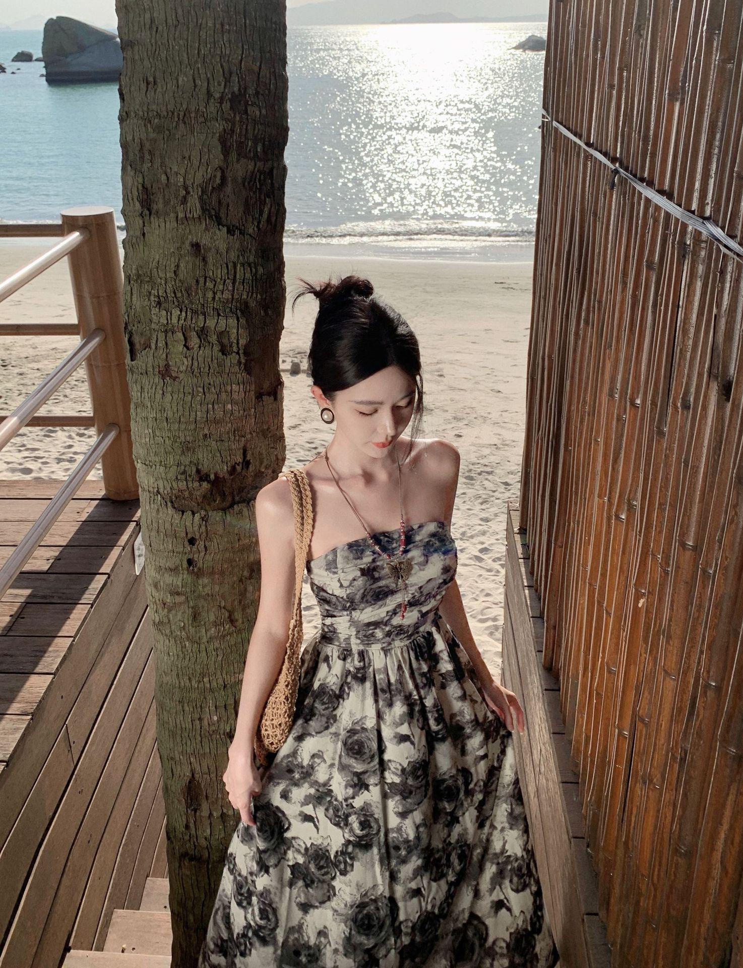 

Платье макси Kawashima с цветочным принтом без бретелей на тонких бретелях - женское летнее облегающее сексуальное с открытой спиной L (suitable for 105-120 jin)