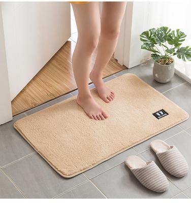 Mercan Polar Kabartma Banyo Kaşmir Kalınlaştırıcı Mat Banyo Kaymaz Halılar Lavabo Küvet Yan Zemin Halısı Duş Odası Kapı Paspası Hafızalı Köpük 3D Ped