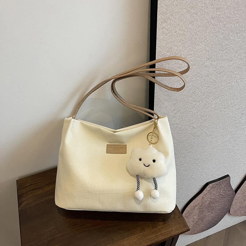 High Value Bag, Women'S Trendy Fashion Texture Shoulder Bag, Popular Foreign Style, Versatile Commuter Bucket Bag