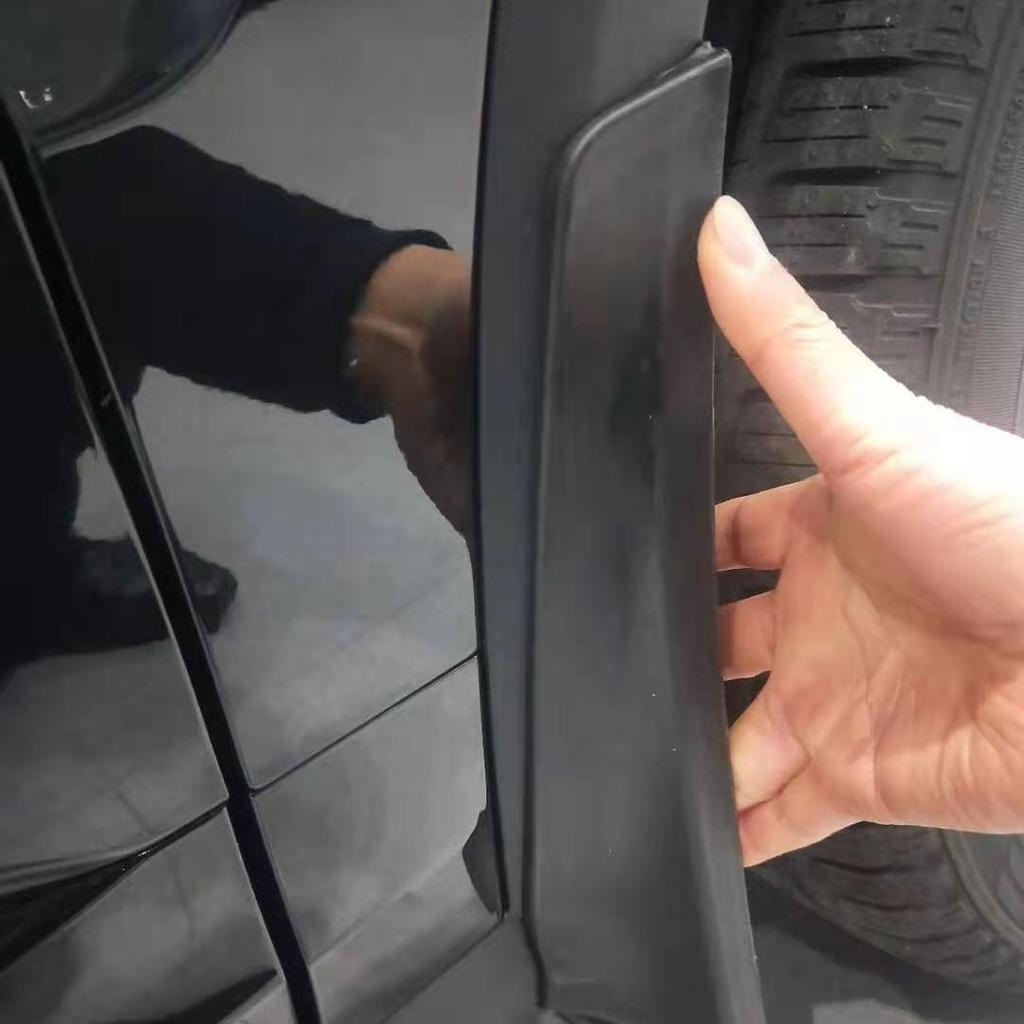 Lapače nečistot Lynk & Co 01 (2017-2025) - Měkký blatník pro pneumatiky automobilu