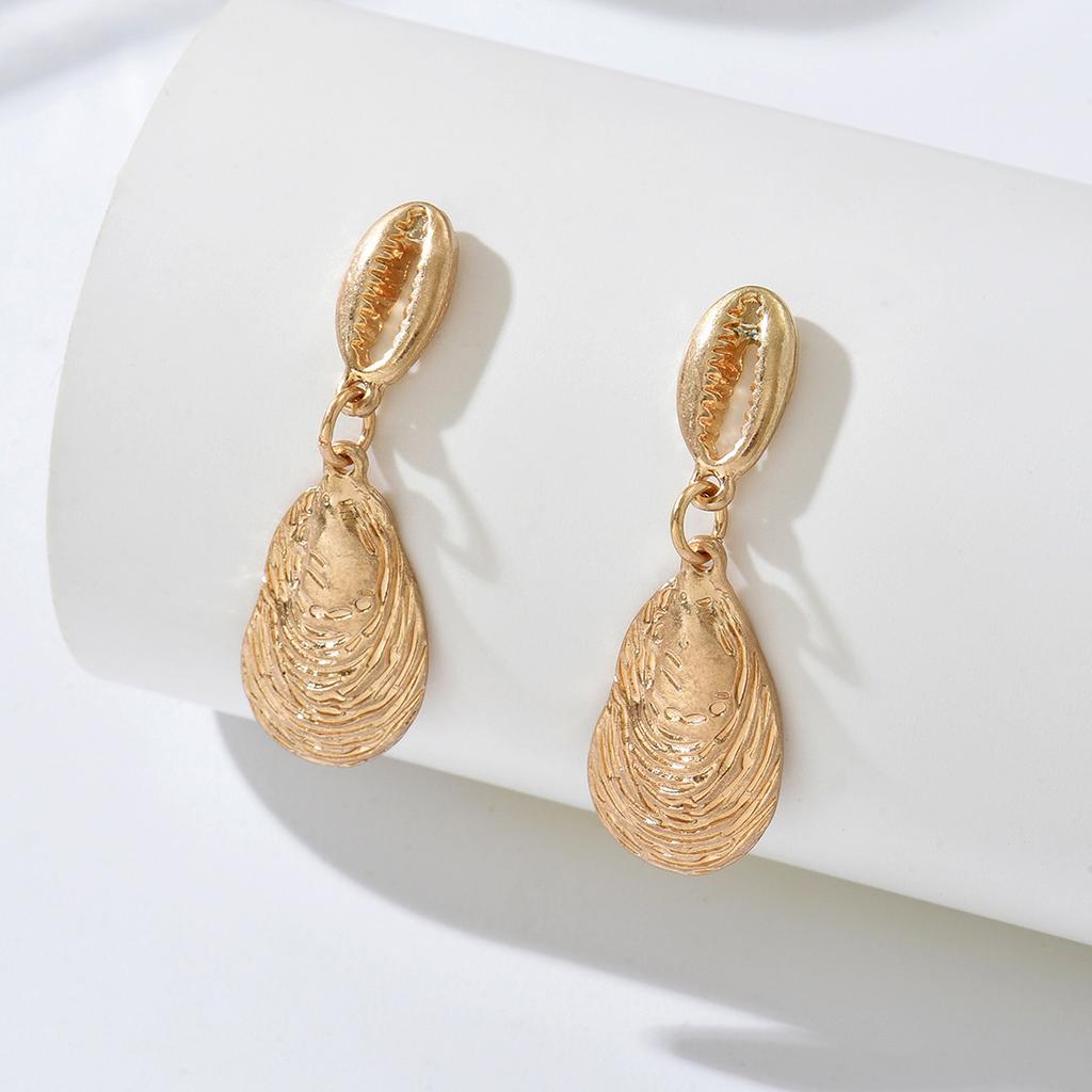 Natural Thorn Snail Shell Earrings Retro Shell Beach Vacation Earrings