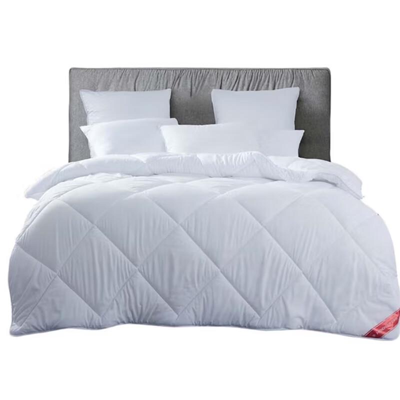 

Menge Premium Ten-Hole Fiber Quilt