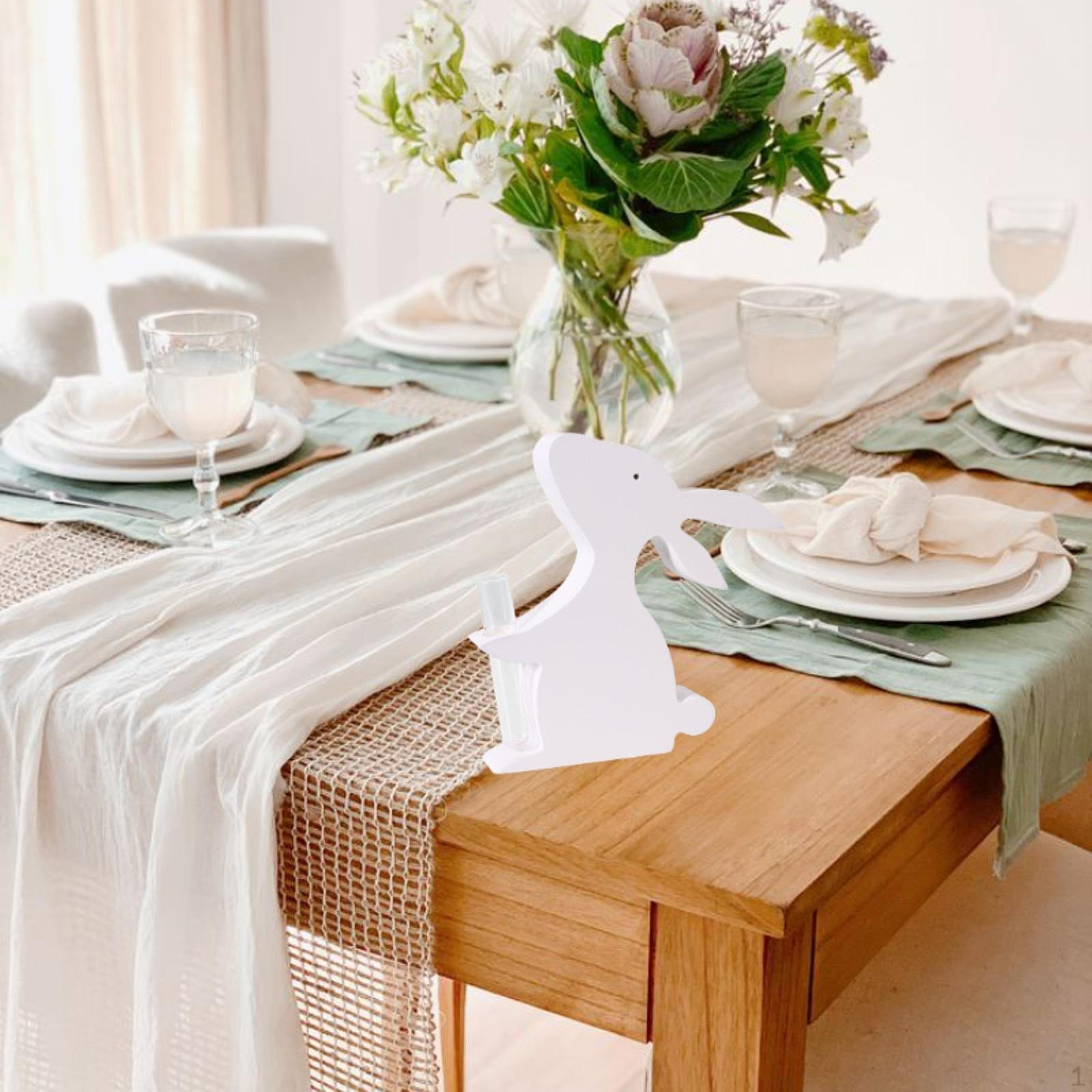 

Декор в виде кролика со стеклянной пробиркой для цветочной композиции белый