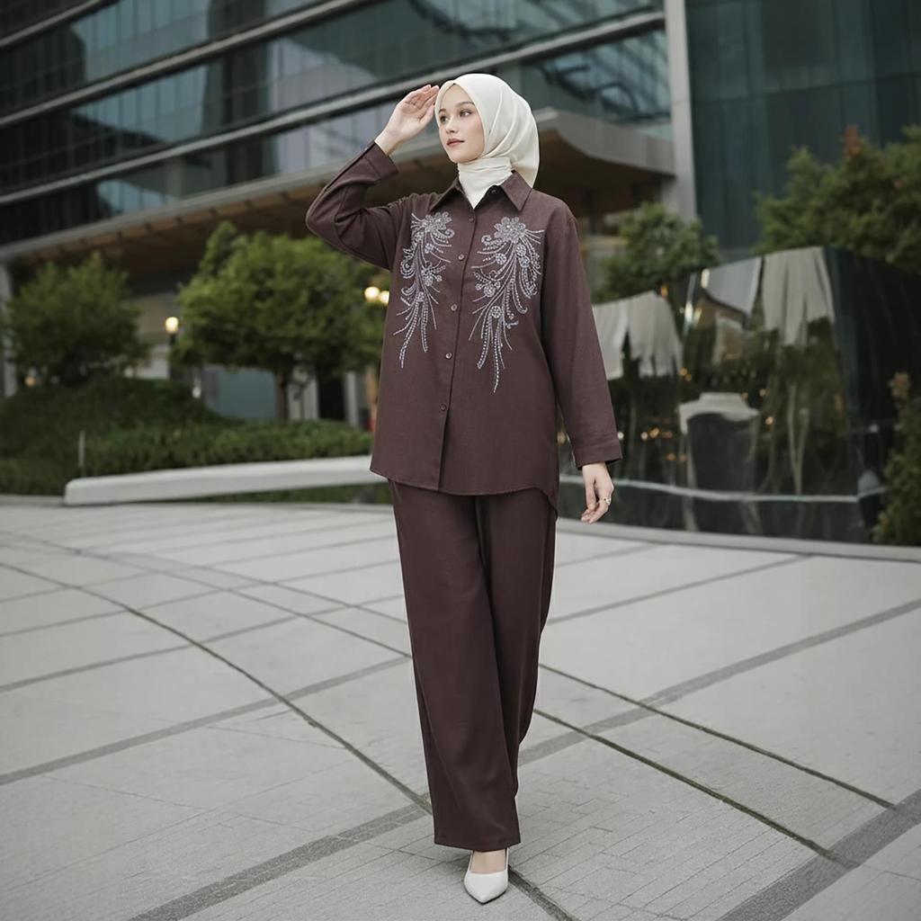 Spring 2026 Southeast Asia Muslim Women's Rhinestone Fashion Set in Malaysia