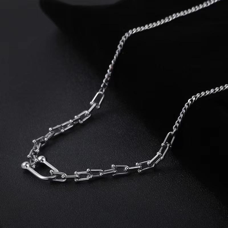Cool Sa Cold Wind Horseshoe Buckle Splicing Chain Necklace Male Tide Ins Design Collarbone Chain