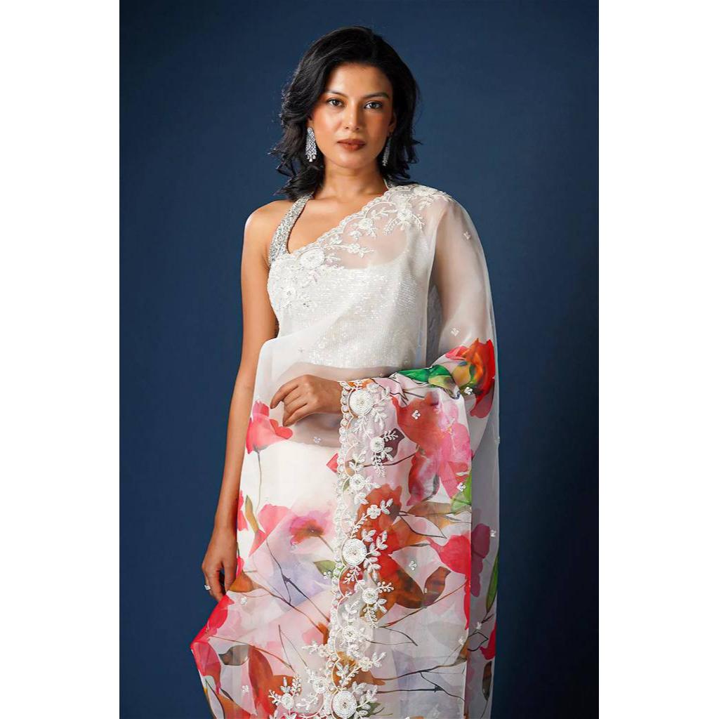 

Недавно запущенное мягкое сари из органзы