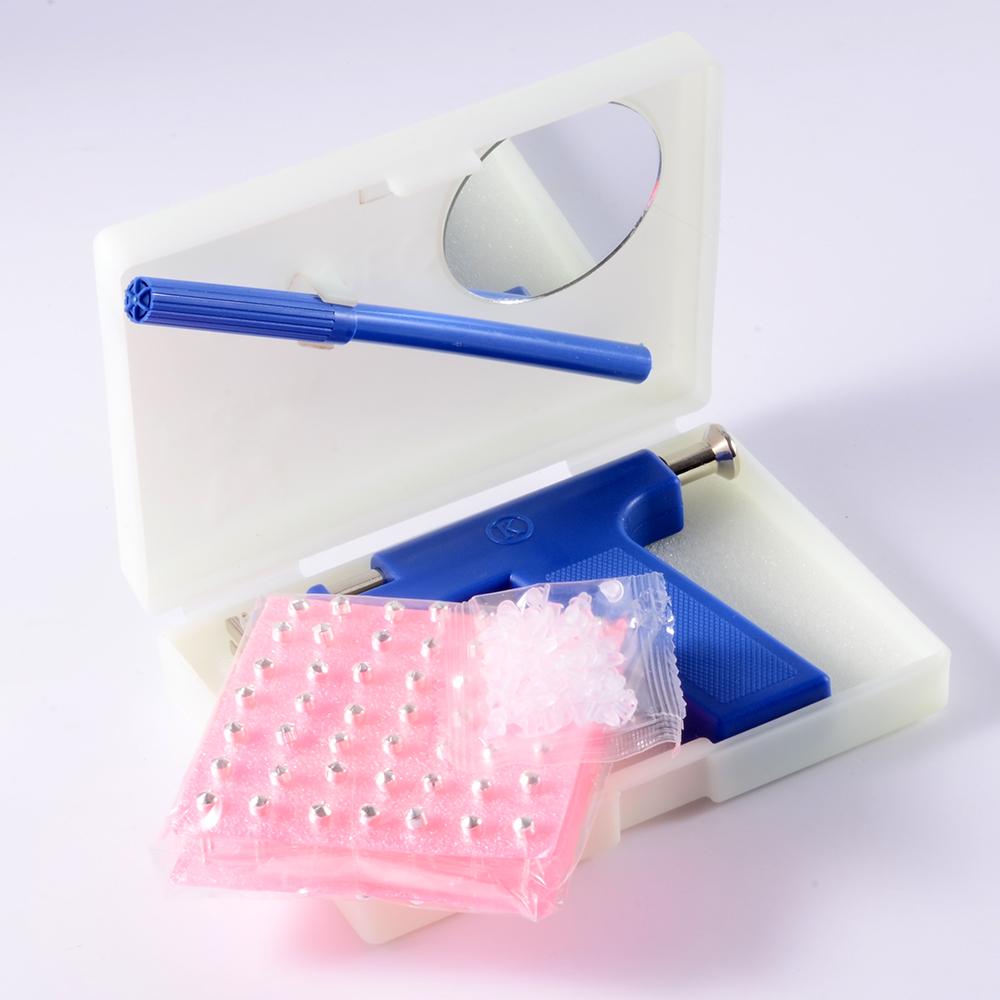 

Профессиональный набор инструментов для прокалывания ушей Профессиональный набор инструментов для прокалывания ушей 98 шт. стальные серьги-гвоздики для пирсинга ушей, носа, пупка