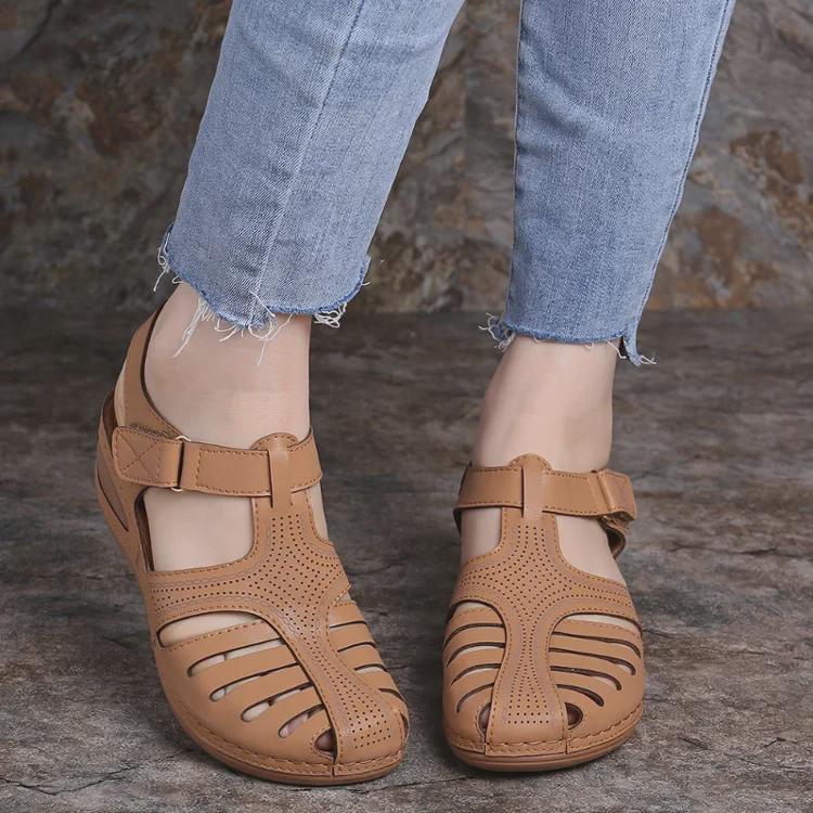 2023 Women's Large Size Hollow Wedge Round Toe Non-Slip Sandals - European & American Style