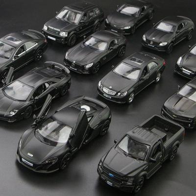 Matowa czarna seria samochodów metalowych BMW Mercedes Benz Maserati McLaren Jeep Toyota Ford Diecasts & Toy Vehicles 1:36 modeli ze stopu samochodów typu pull back