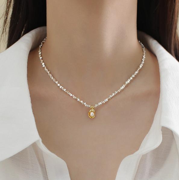 Single Freshwater Pearl Pendant Necklace Women S Silver-Plated Triangular Broken Silver Neck Chain Fashionable Niche Design Clavicle Chain