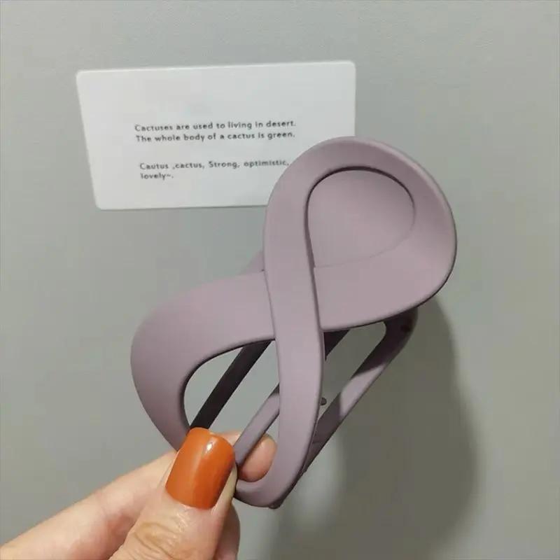 Fashion Hair Clip Simple 8-shaped Infinity Styling Holder Shark Hair Claw Clip Hair Accessories for Women
