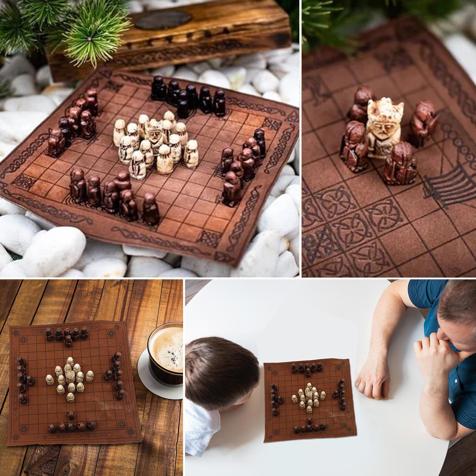 

1Set Chess Board Faux Leather Checkerboard King Soldier Resin Chess Pieces Decorative Ornament Strategy Game Portable Chess Sets One Size