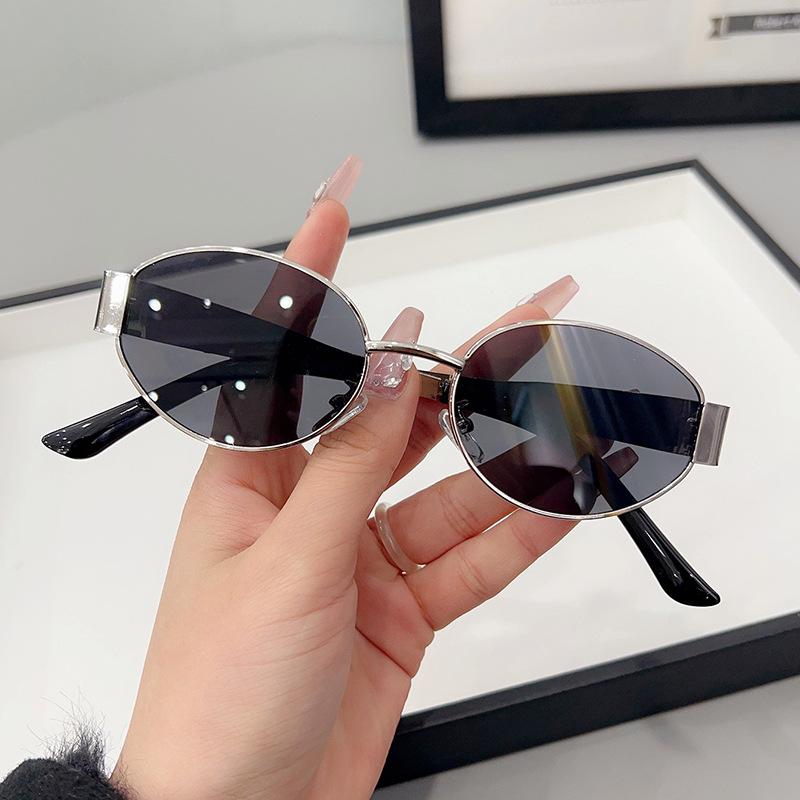 Retro Metal Frame Oval Sunglasses for Women Men Designer UV400 Luxury Small Sun Glasses Driving Aviation Shades
