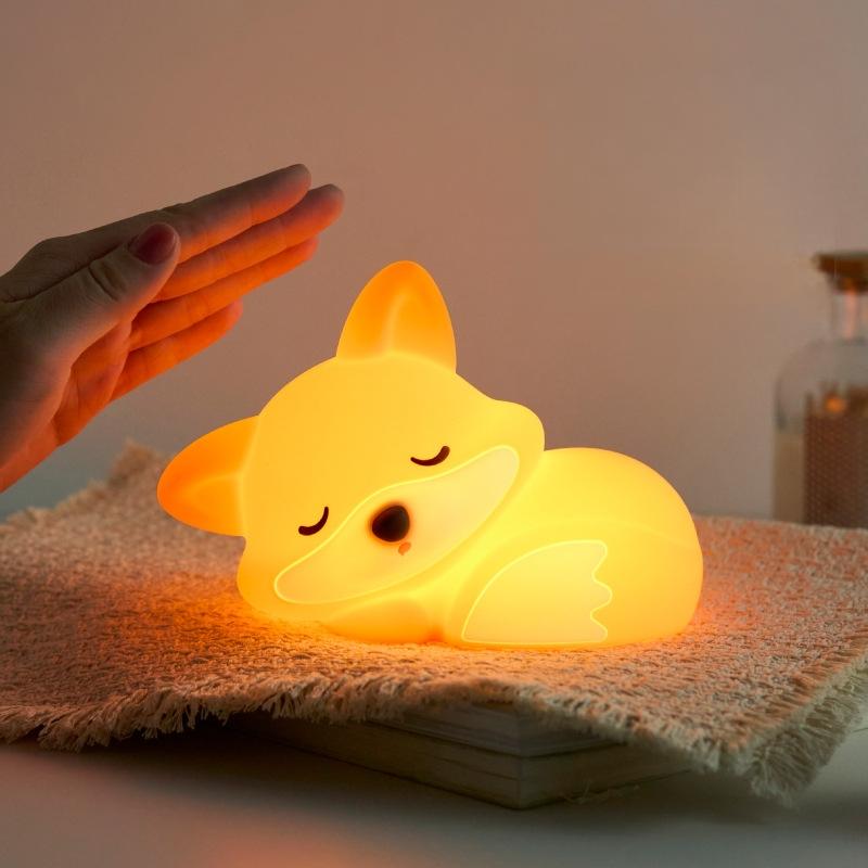 1 Set Veilleuse Renard Silicone Recharge USB Lampe Tactile Décoration Artistique Maison Chambre Chevet Lumière d'Ambiance Cadeau Anniversaire Ami