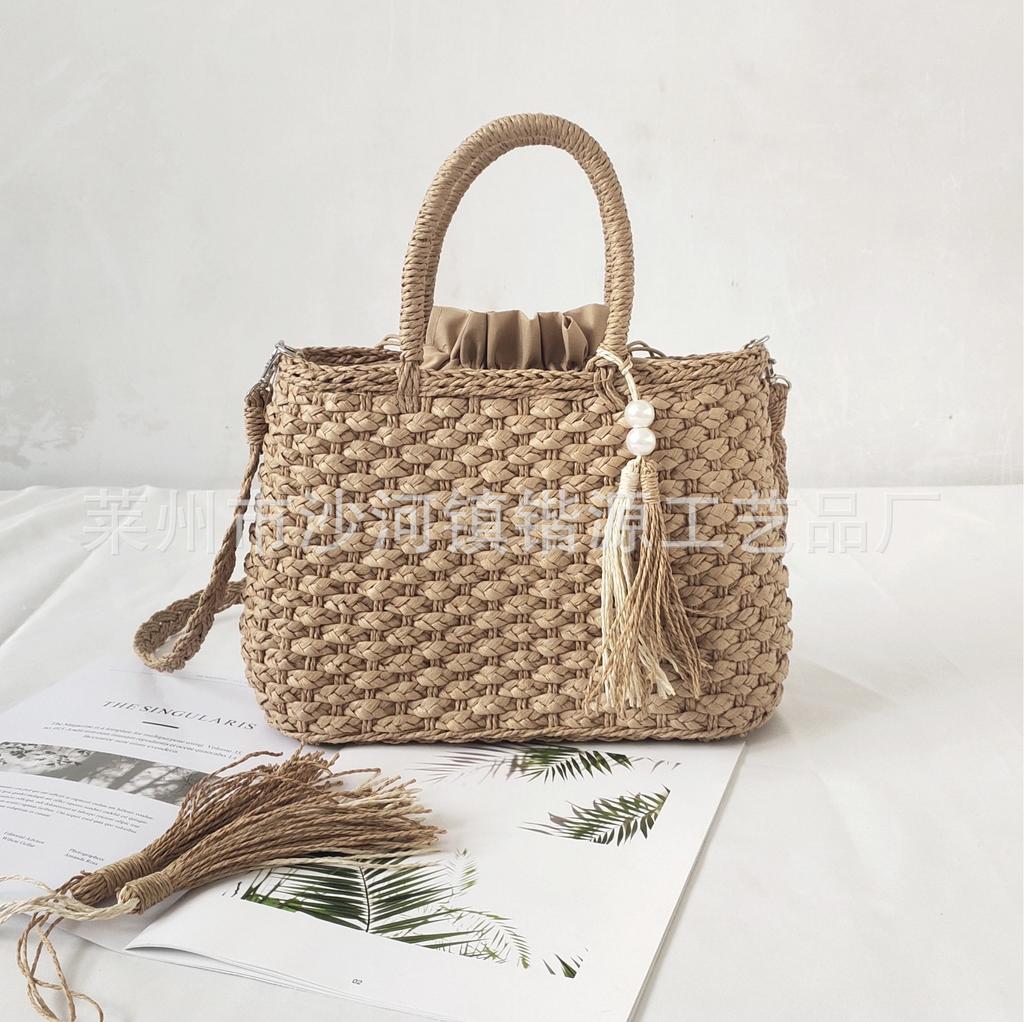 Bohemian Woven Straw Crossbody Bag Lightweight Drawstring Closure Large Capacity with Fringe Handbag for Women Beach Vacation