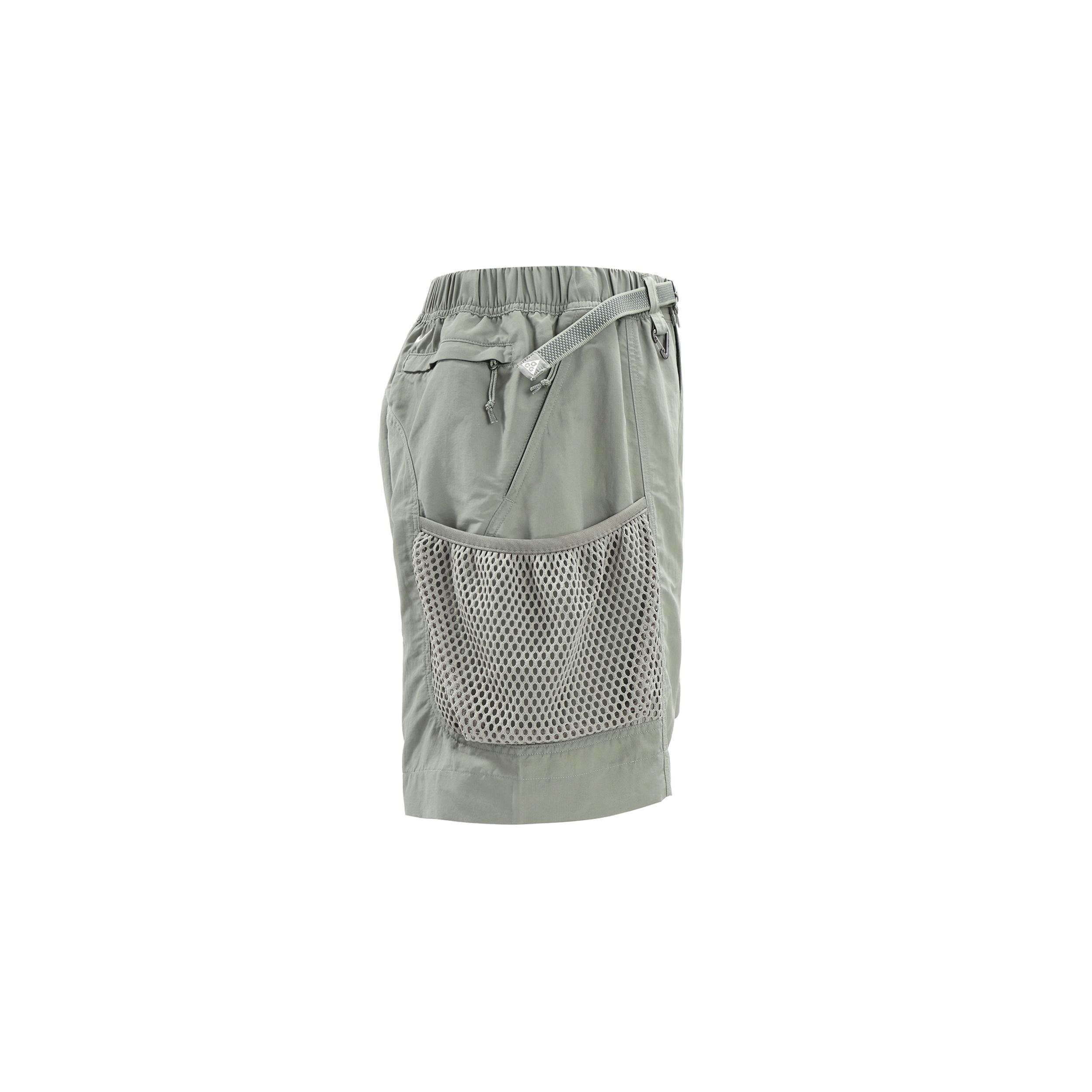 Nike ACG Snowgrass Cargo Shorts (Asia Sizing) Grey Men s DV9406-053 XL