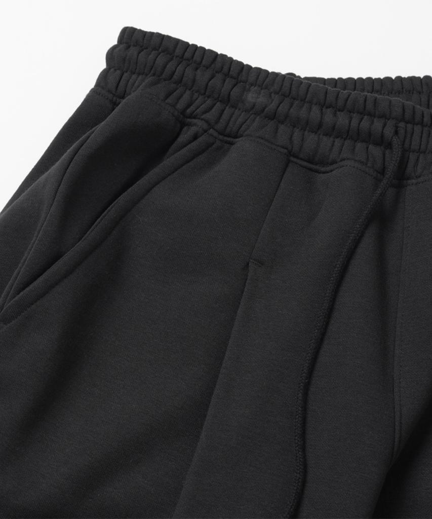 XOX Brushed Fleece One-Pleat Wide Sweatpants [Black]