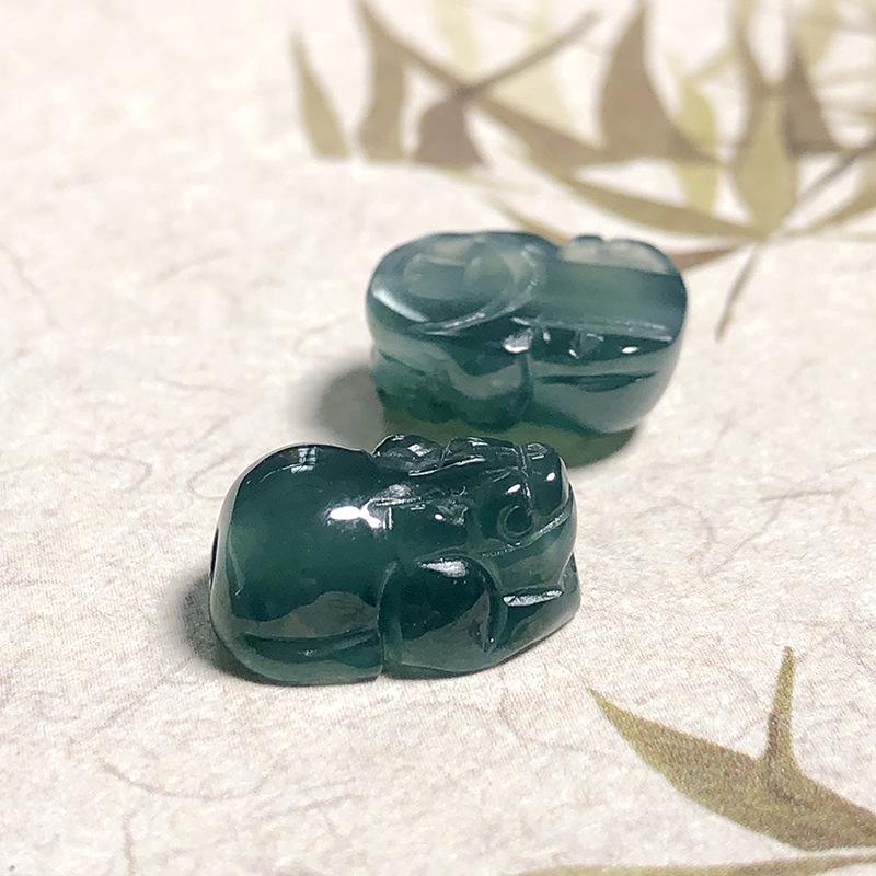 Grade A Natural Weliang Blue Jade Pixiu Accessories with Through-Hole for DIY Bracelets and Pendants