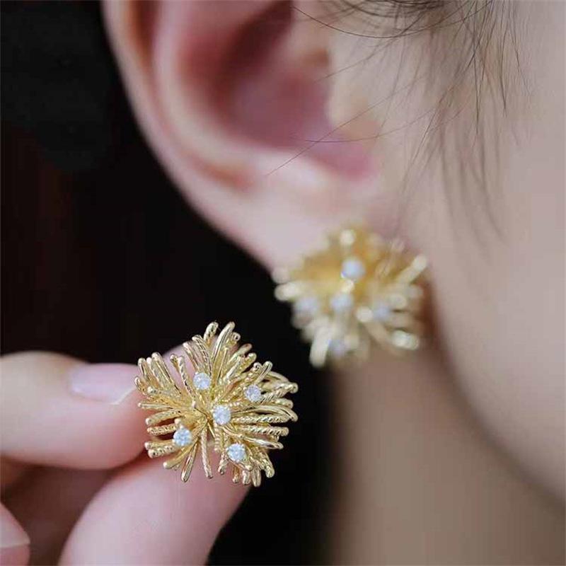 Elegant Chinese-Style Firework Earrings: Unique, Bold, and Exquisite Design for Women