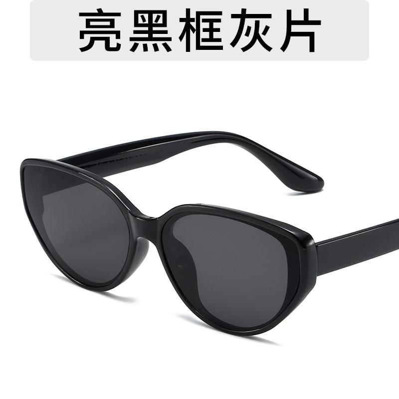 New Arrival Small Frame Sunglasses Women Vintage Brand Designer Sun Glasses for Female Shades Female Eyewear