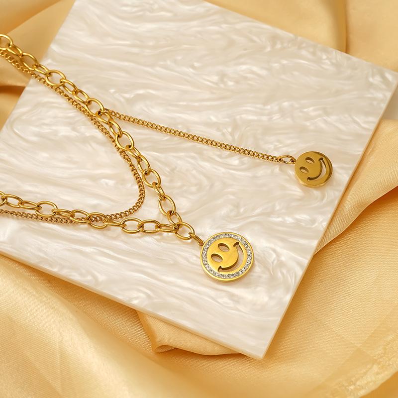 Hip Hop Smiley Face Necklace Female, Multi-Layer Personalized Collarbone Chain Simple Sweater Chain Tide