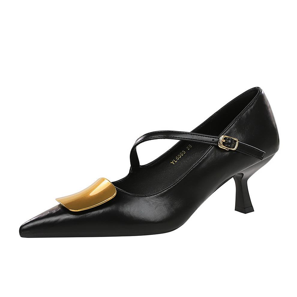 

6CM Retro Textured Women Pumps, Metal Decor Buckle Strap Pointed Toe Shallow Mouth Mid Heel Fashion Ladies Dress Shoes 34 чёрный