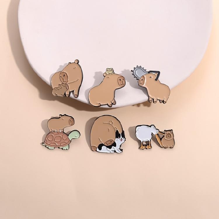 Artistic Animal Brooch Collection Featuring Capybara Stylish Suit Accessory Casual Brooches for Fashion Enthusiasts
