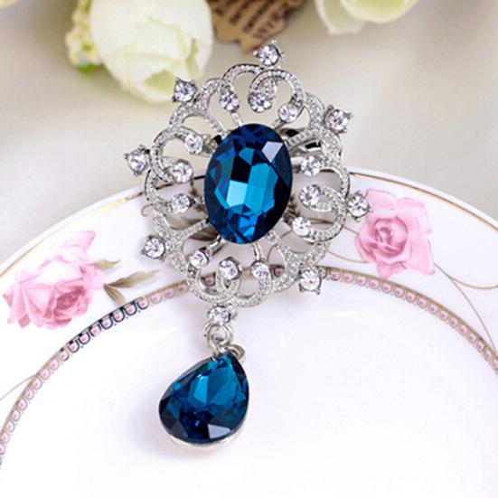 Women's Luxury Rhinestone Alloy Brooch Pin Large Waterdrop Pendent Party Jewelry