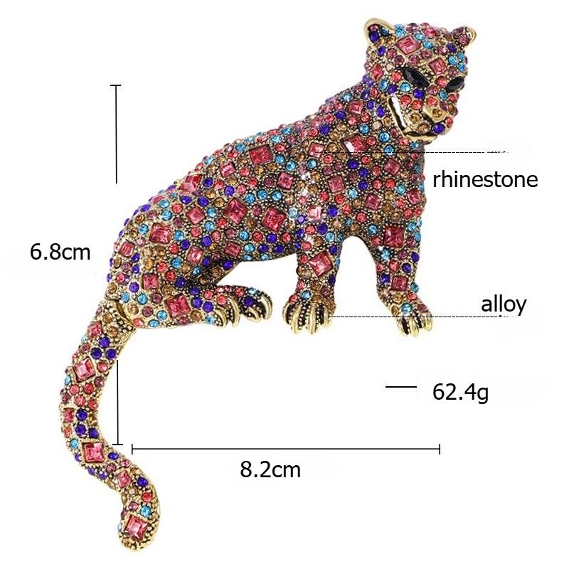 Men's brooch, vintage full diamond leopard brooch, domineering animal chest flower, clothing accessories, European and American personalized brooch