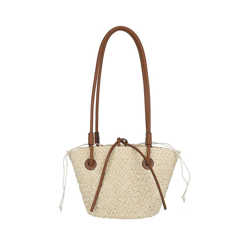 

Модная пляжная сумка-корзина для овощей, повседневная нишевая простая и вместительная женская сумка на одно плечо small бежевый