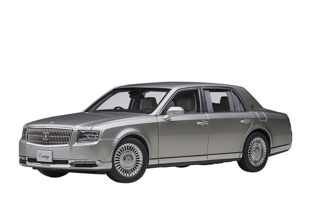 AUTOart Toyota Century Special Edition Seika Radiant Silver Metallic Finished Product 1/18