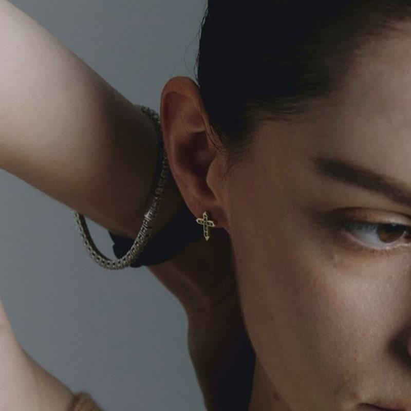 Gaman Gold Crux Tempus Studs