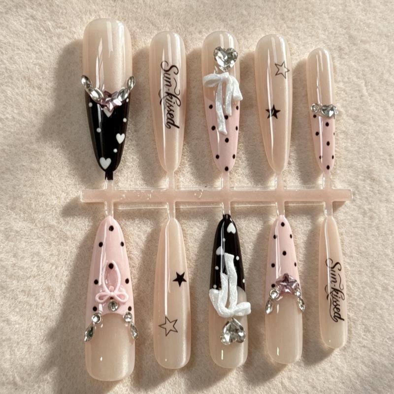 **Star Dream Sweet Deal: Black Polka Dot & Star Nail Art - Girly Vibes**