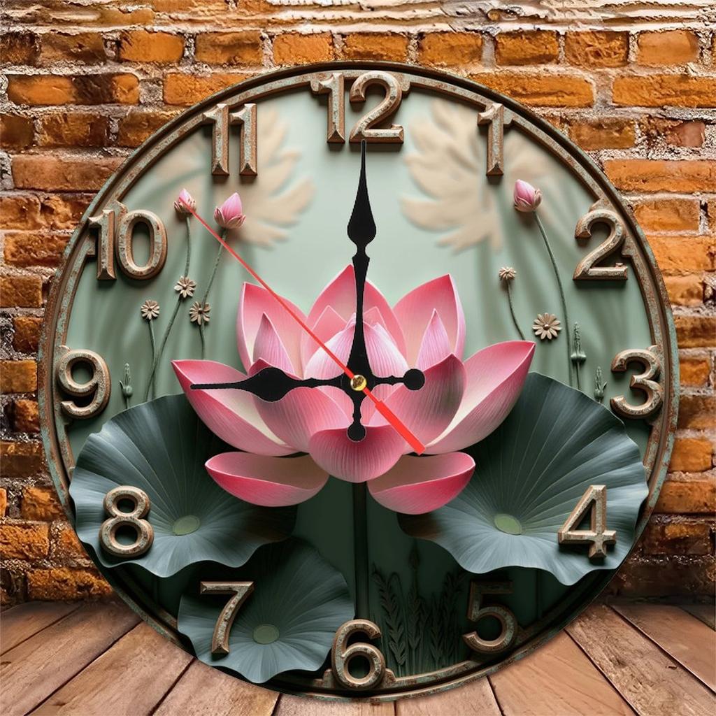 25x25cm Wood Wall Clock That Is a Stylized Portrait of a Pet