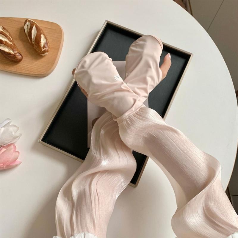 Lightweight Breathable Cooling Arm Sleeves Seamless Design Suitable For Driving Exercise And Sun Protection