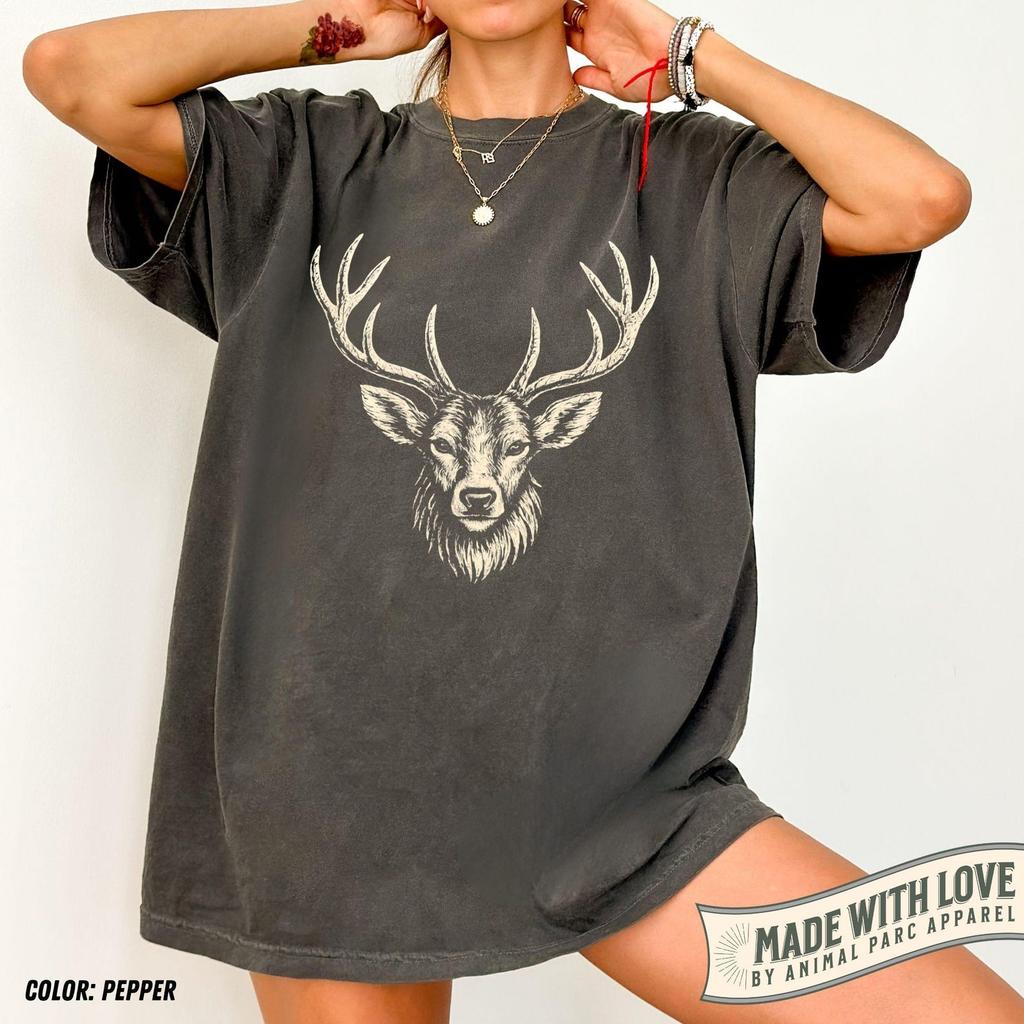 Vintage Deer Head T-Shirt, Rustic Buck Antler Graphic Tee, Retro Wildlife Hunting Shirt, Nature Lover Outdoorsy Top, Gift for Him or Her