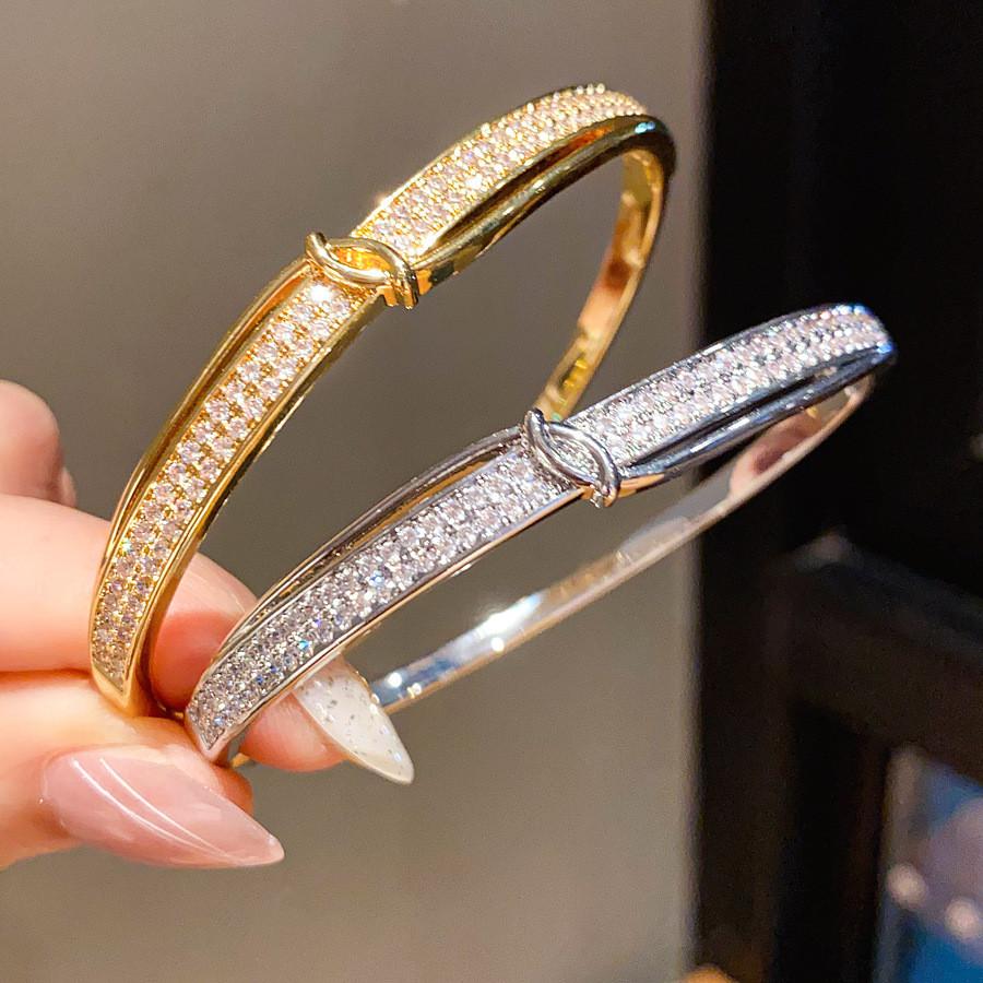 Vintage Gold Zircon Round Bangle Bracelet With Geometric Design For Fashion Women