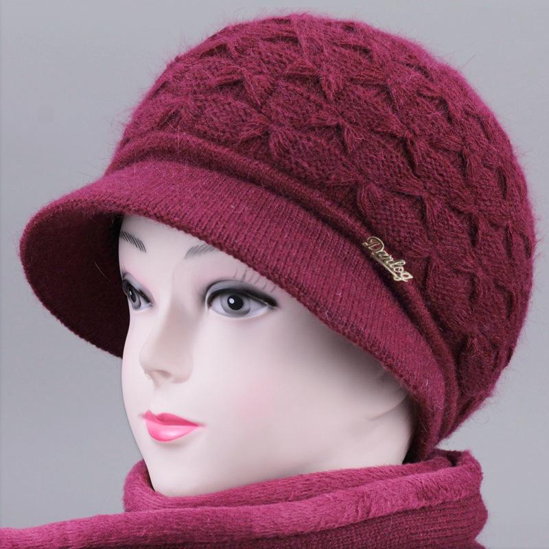 Hats Women's Fashion Versatile Mom Hat Wool Hat Ear Protection Hat Winter Plush Warm Peaked Cap Knitted Hat
