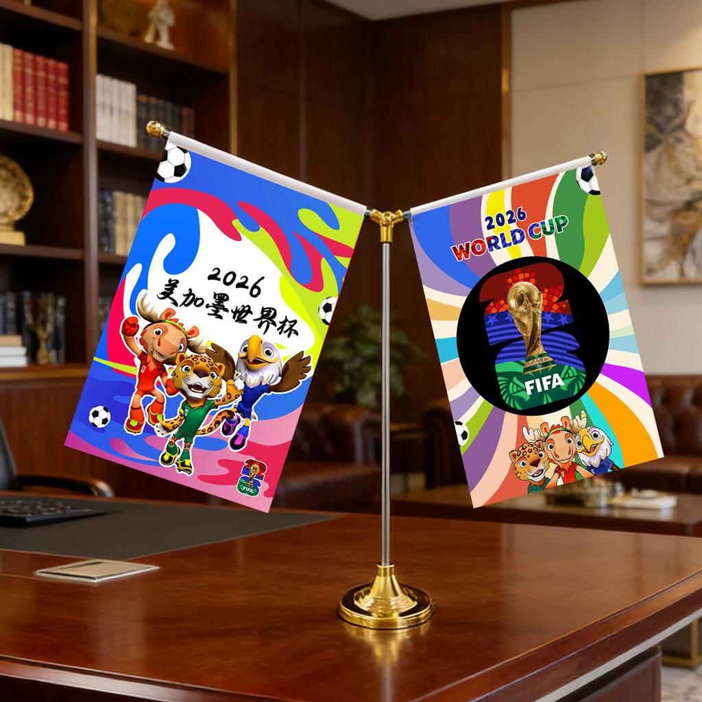 Bandera Decorativa de Escritorio Bandera para Agitar a Mano Bandera en Forma de Y Mástil de Metal Mundial de la FIFA 2026 EE. UU. Canadá México Tema Disponible en Múltiples Tamaños