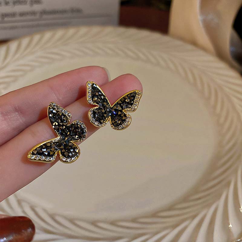 

Luxury Metal Butterfly Stud Earrings for Women Exaggerated Gold Color Textured Geometric Temperament Earrings Wedding Zircon