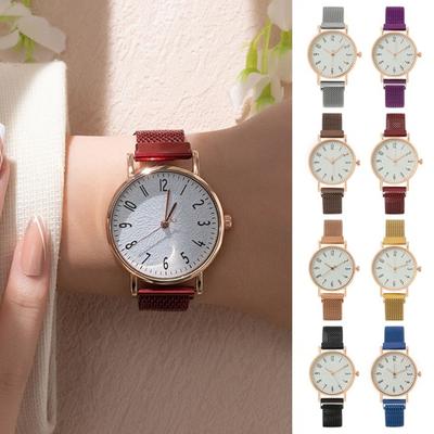 Lady Quartz Watch Round Dial Magnetic Connection Band No Delay Simple Style High Accuracy Daily Commute Wristwatch Dating Timepiece