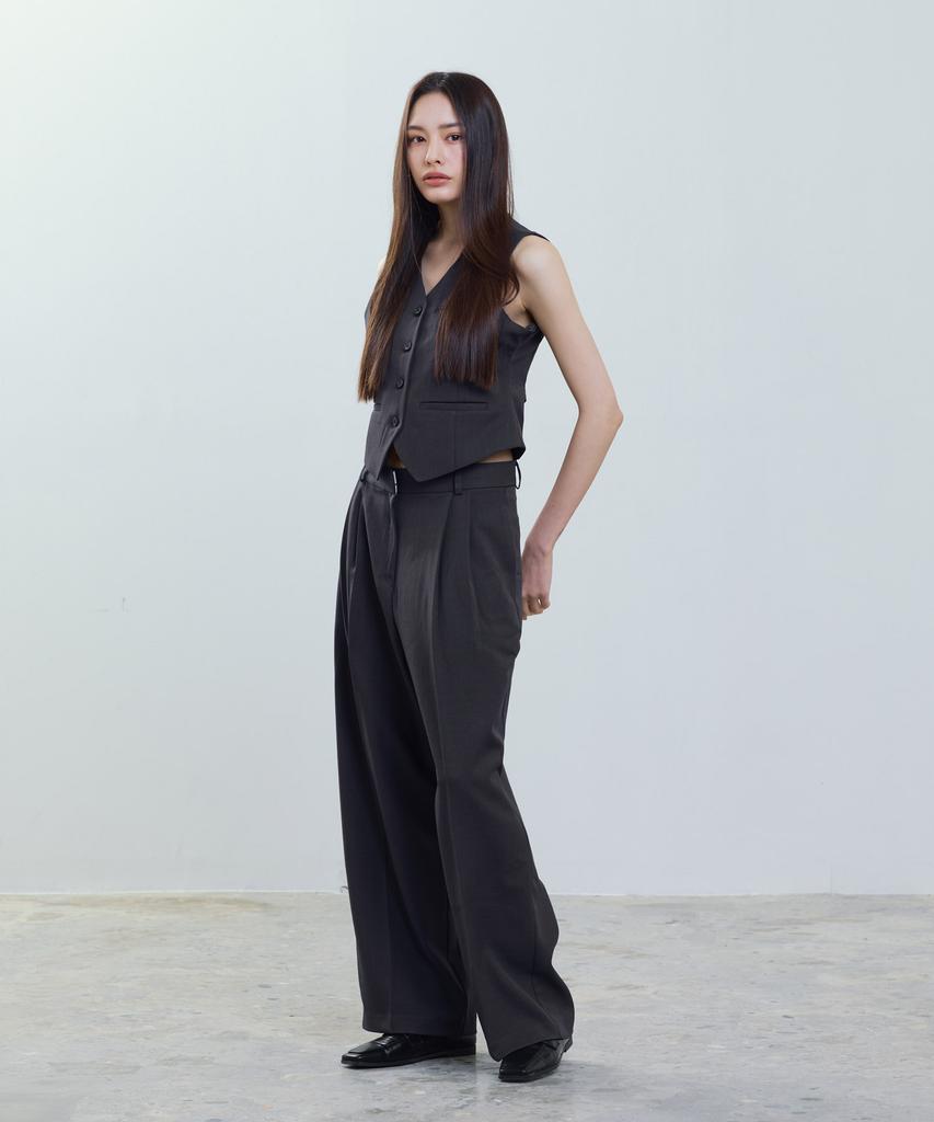 ETRE AU SOMMET Tailored Pintuck Slacks (Charcoal)