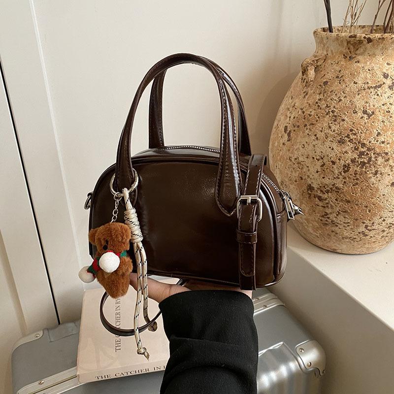 High-end small bag women's new spring versatile messenger bag fashion pillow bag
