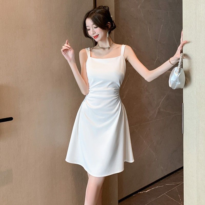 Fashion, foreign style, pure desire, suspender dress, women's clothing, summer design, off-shoulder, slim and thin A-shaped short skirt