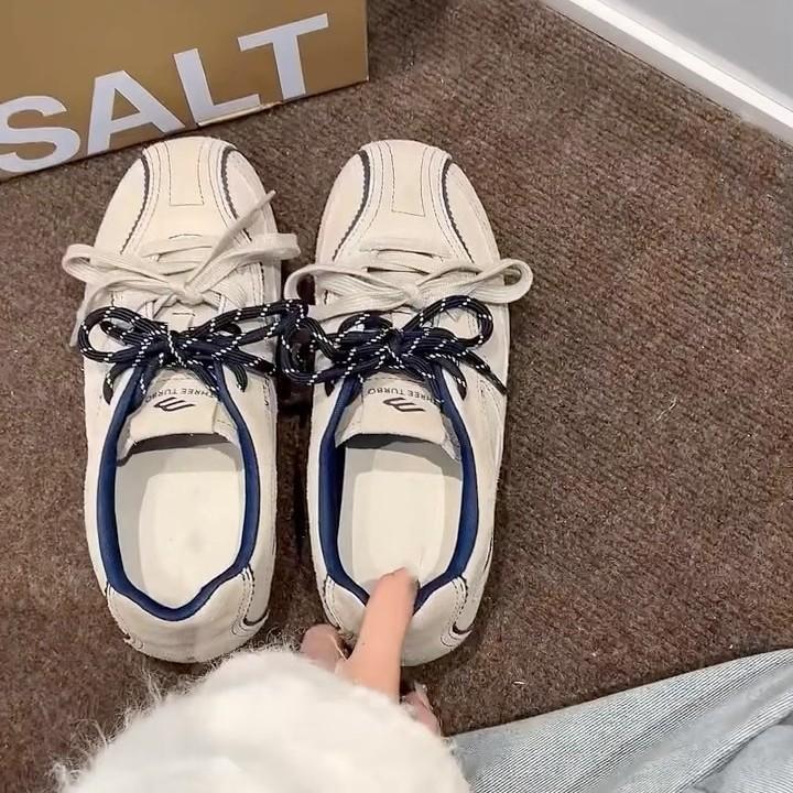 Cowhide Version~ Flat Bottom Inner Height Increase Retro Forrest Gump Shoes Round Head Casual Shoes Women's Lace-up German Training Shoes Sports Trend