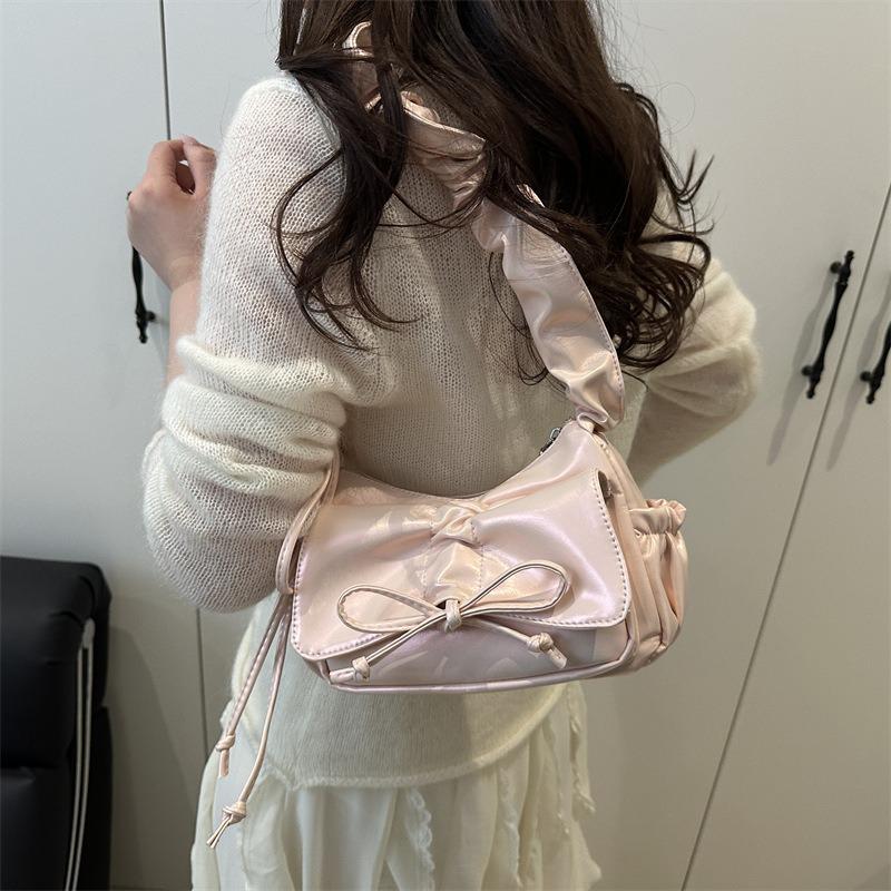 New simple pleated single shoulder underarm messenger bag, fashionable and elegant in texture, summer bow commuter women's bag