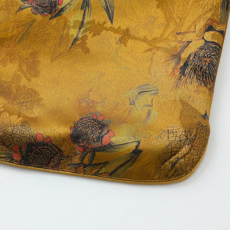 Women's Spring Autumn Jacquard Buckle Vest - New Chinese Style for Middle-aged Mothers