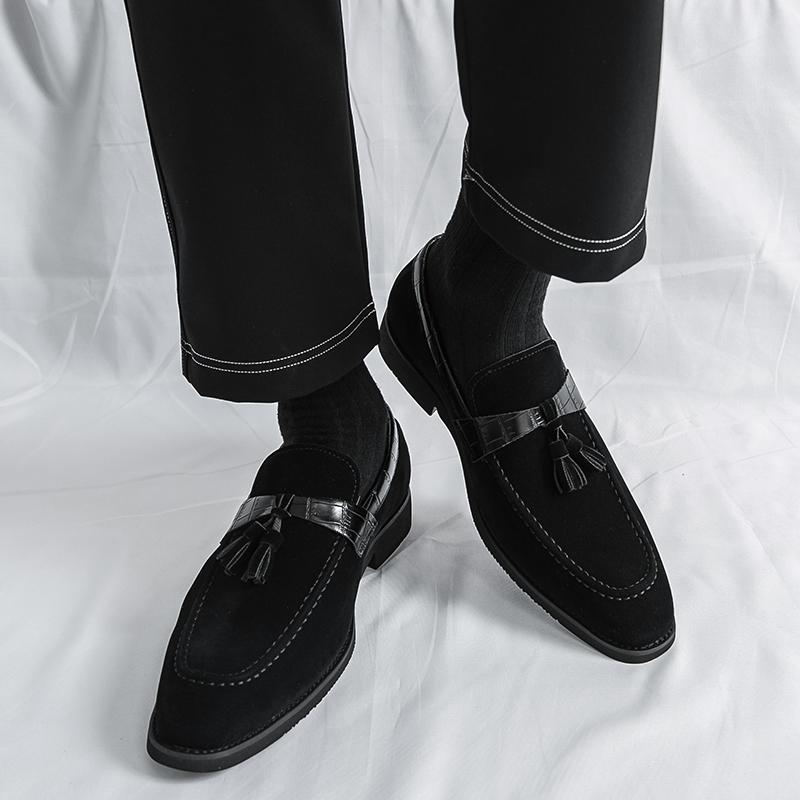 Fashion New men's loafers Casual minimalist style Daily fashion parties and offices Hot selling gentleman's shoes Black Brown Plus Size