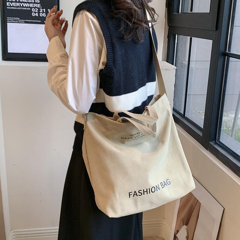 Canvas Bag Large Capacity Autumn Messenger Bag Women's New Leisure Bag Women's Commuter Bag Shoulder Bag